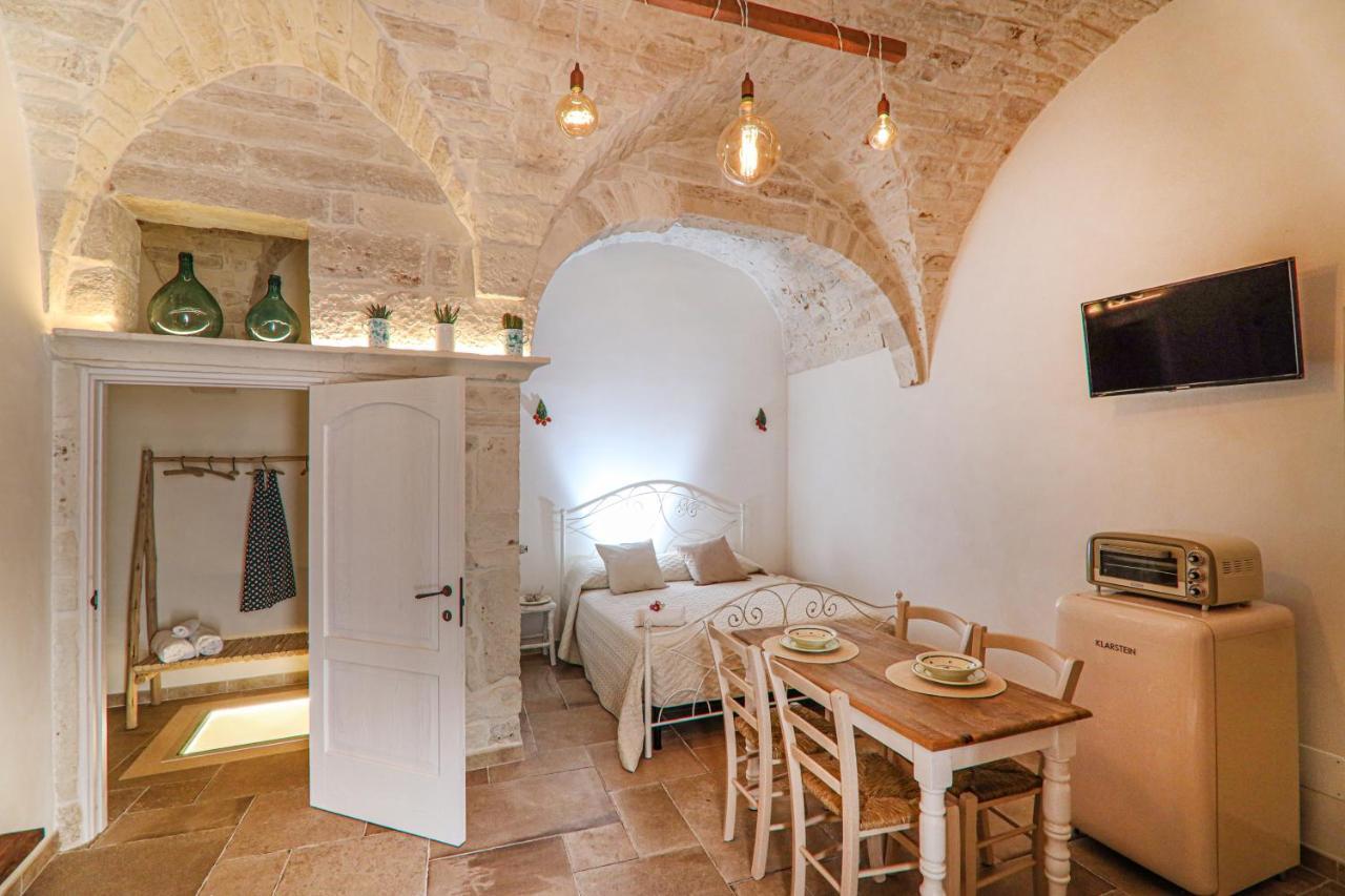 Domus Petra 96 Lägenhet Ceglie Messapica Exteriör bild